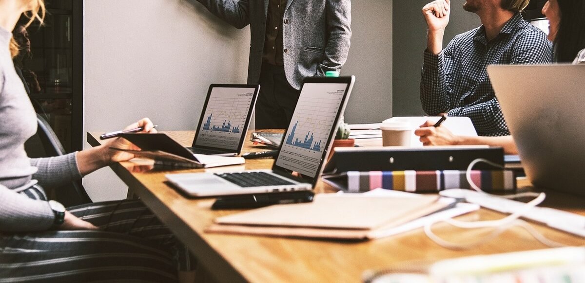 Daftar KJPP rekan Bank Muamalat di tahun 2025 dan rekomendasi jasa penilai terbaik dan terpercaya di Indonesia. (Pixabay/RonaldCandonga)